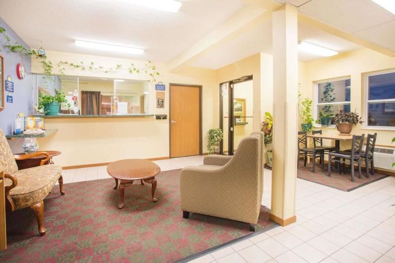 Days Inn By Wyndham Lexington Esterno foto